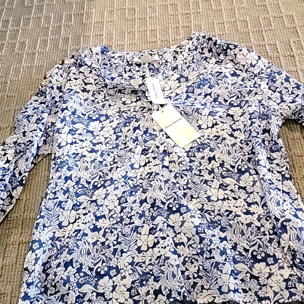 NEW TOMMY BAHAMA shirt. Blue and white.  Size large.